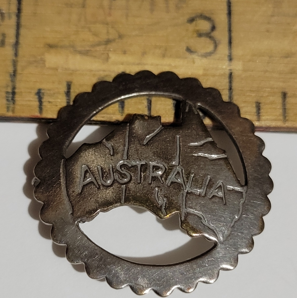 Vintage Australia Brooch